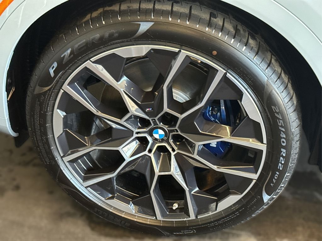 2026 BMW X7 M60i - Photo 15