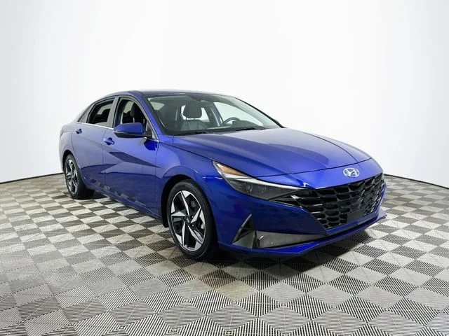 Certified Pre-Owned 2023 Hyundai Elantra Limited