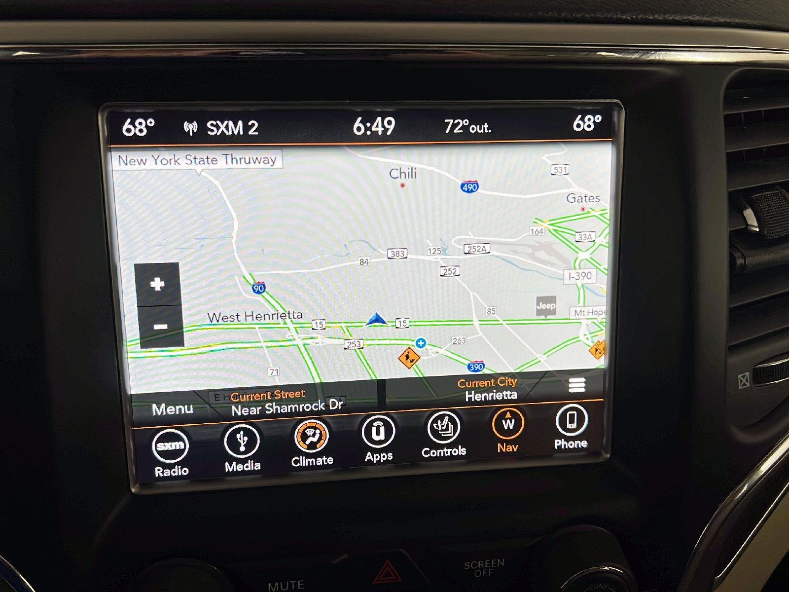 Used 2018 Velvet Red Pearlcoat Jeep Limited image 8