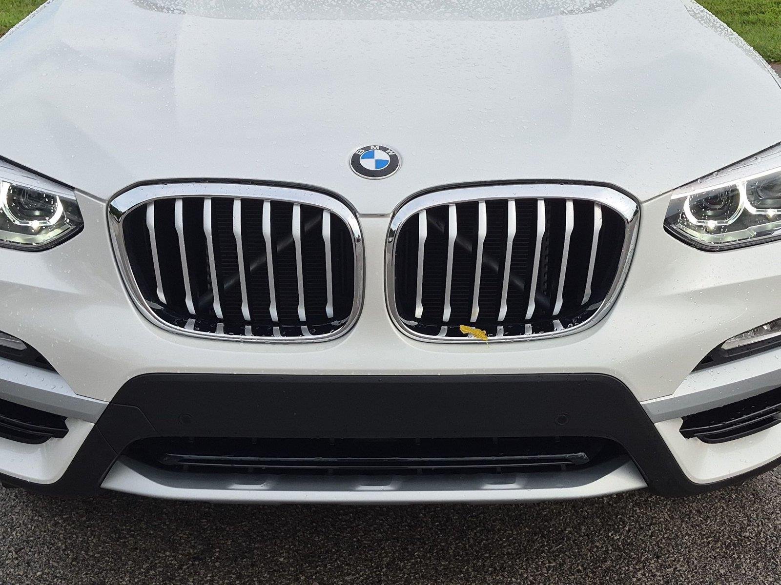 Used 2019 Mineral White Metallic BMW xDrive30i image 14