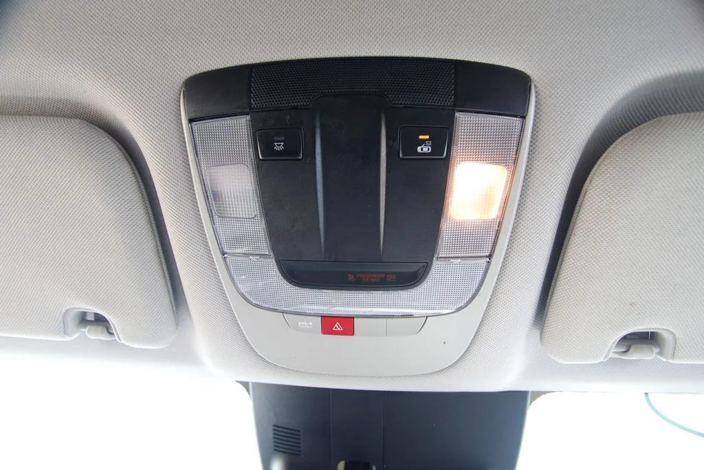 Used 2024 Black Kia S image 34