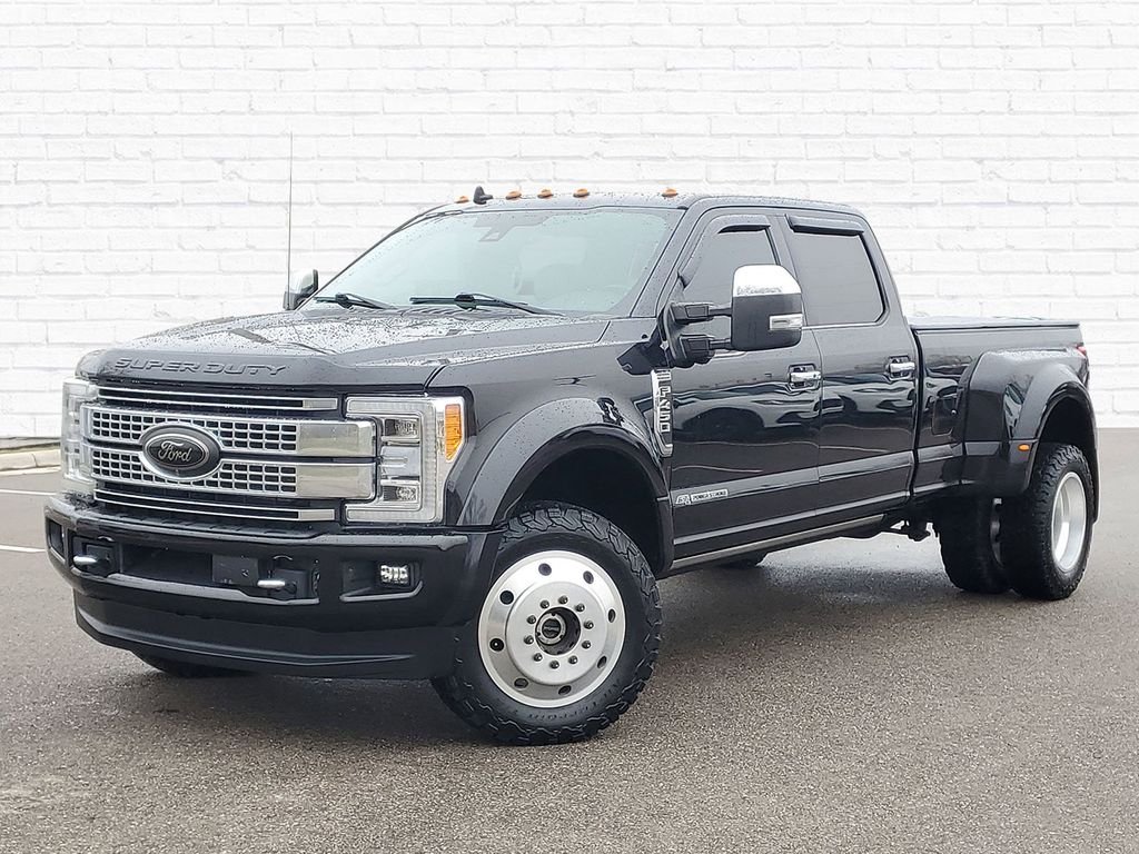 2019 Ford F-450 Platinum 4x4 Crew Cab 8' Box DRW's photo
