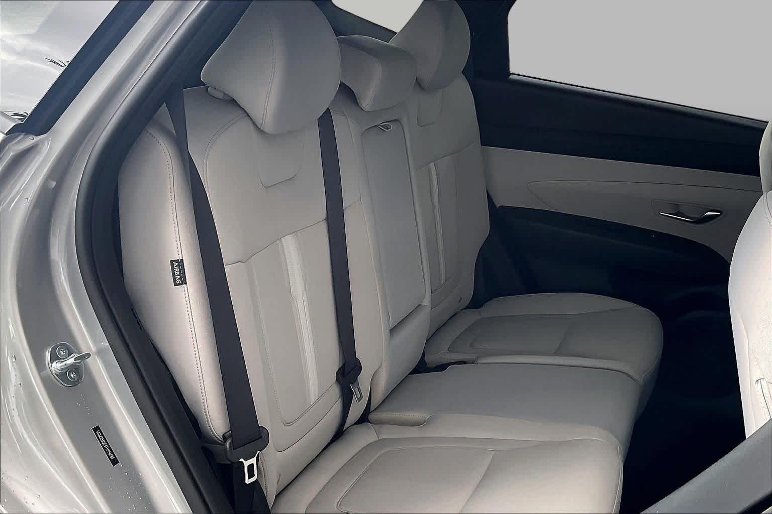 Used 2026 Shimmering Silver Hyundai SEL image 20