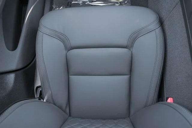 2026 Volvo XC60 Plus - Photo 27