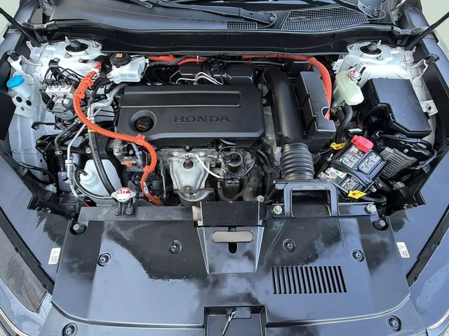 Used 2024  Honda Sport image 29
