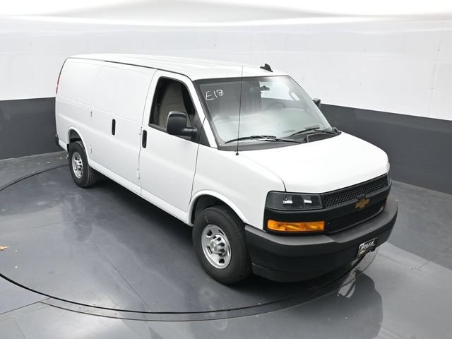 2025 Chevrolet Express Cargo