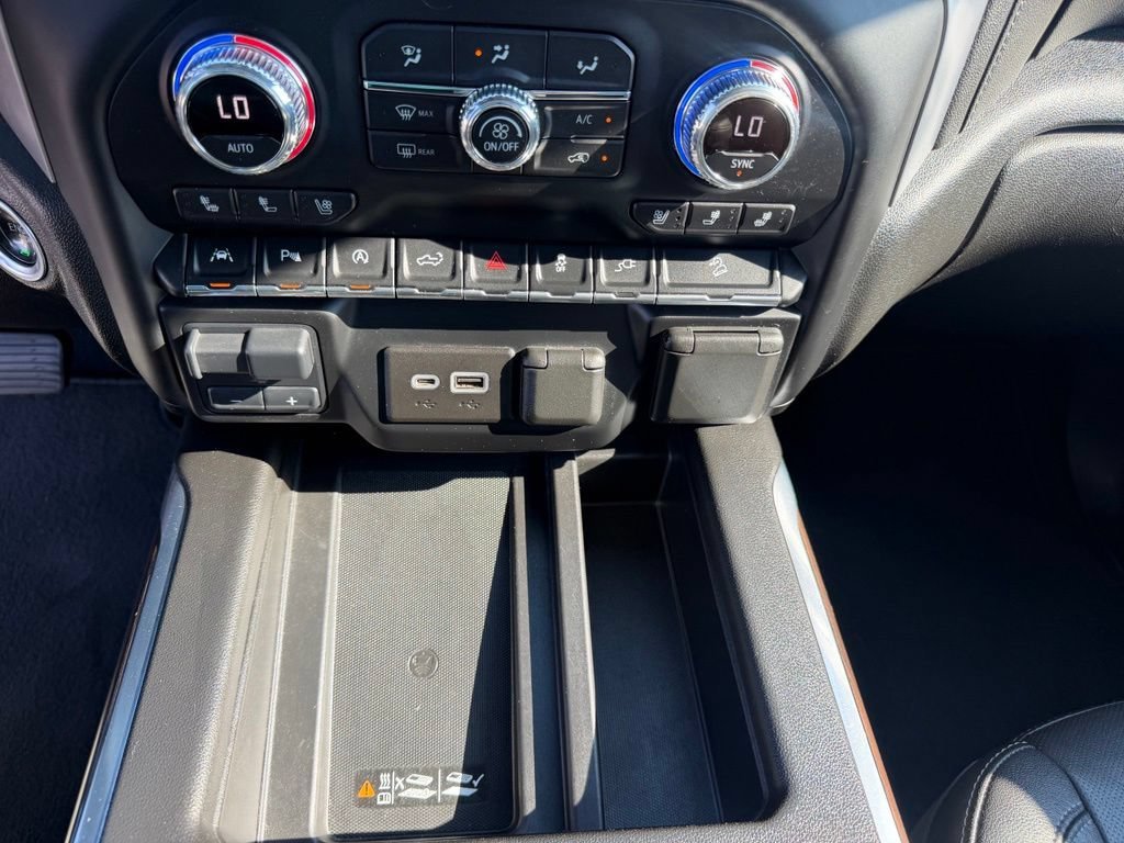 Used 2021 DARK SKY METALLIC GMC SLT image 34