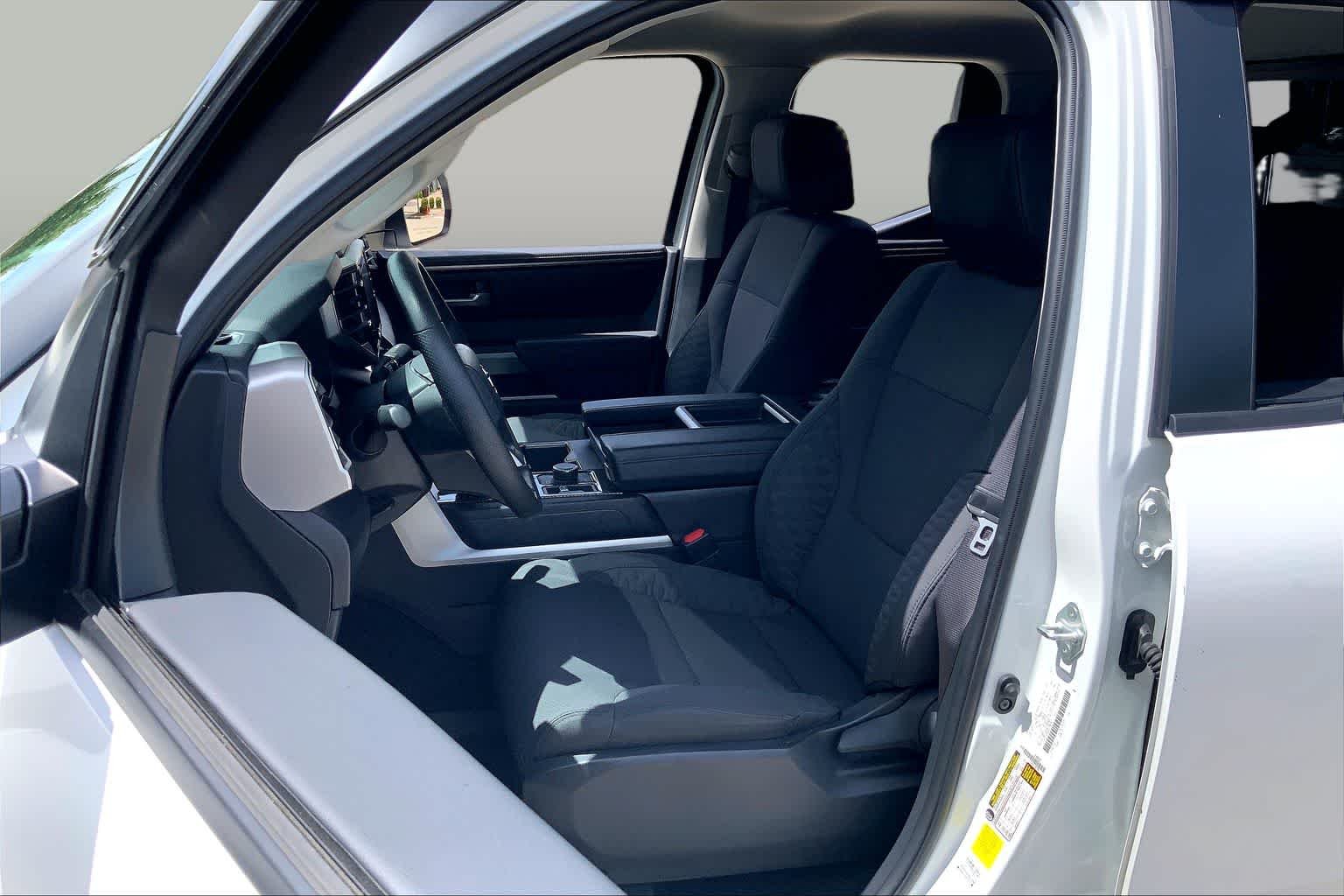 Used 2024 Ice Cap Toyota SR5 image 8