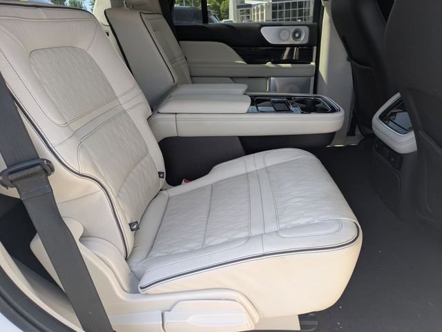 Used 2024 White Lincoln Black Label image 28