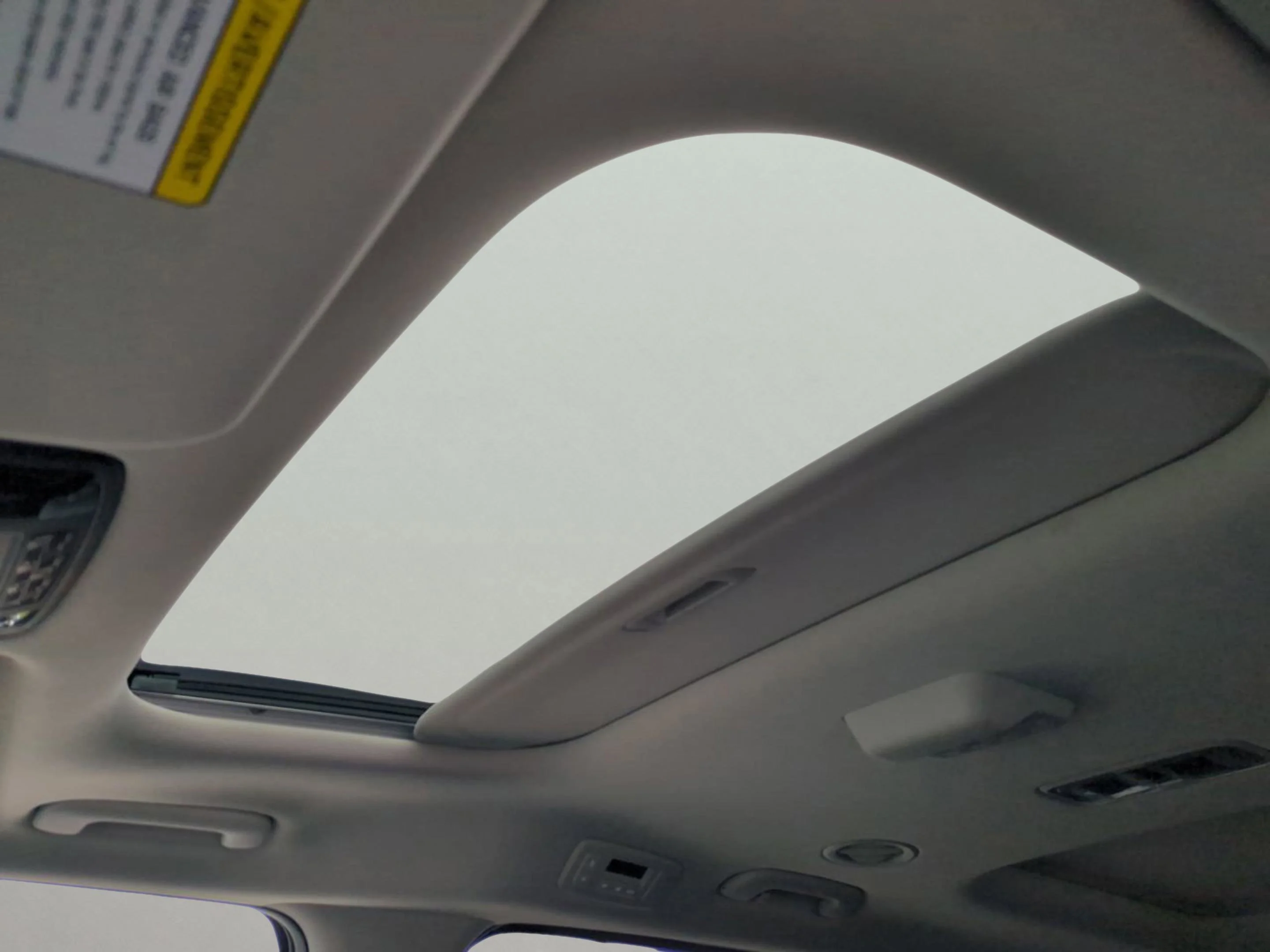 2026 Kia Carnival SX - Photo 24