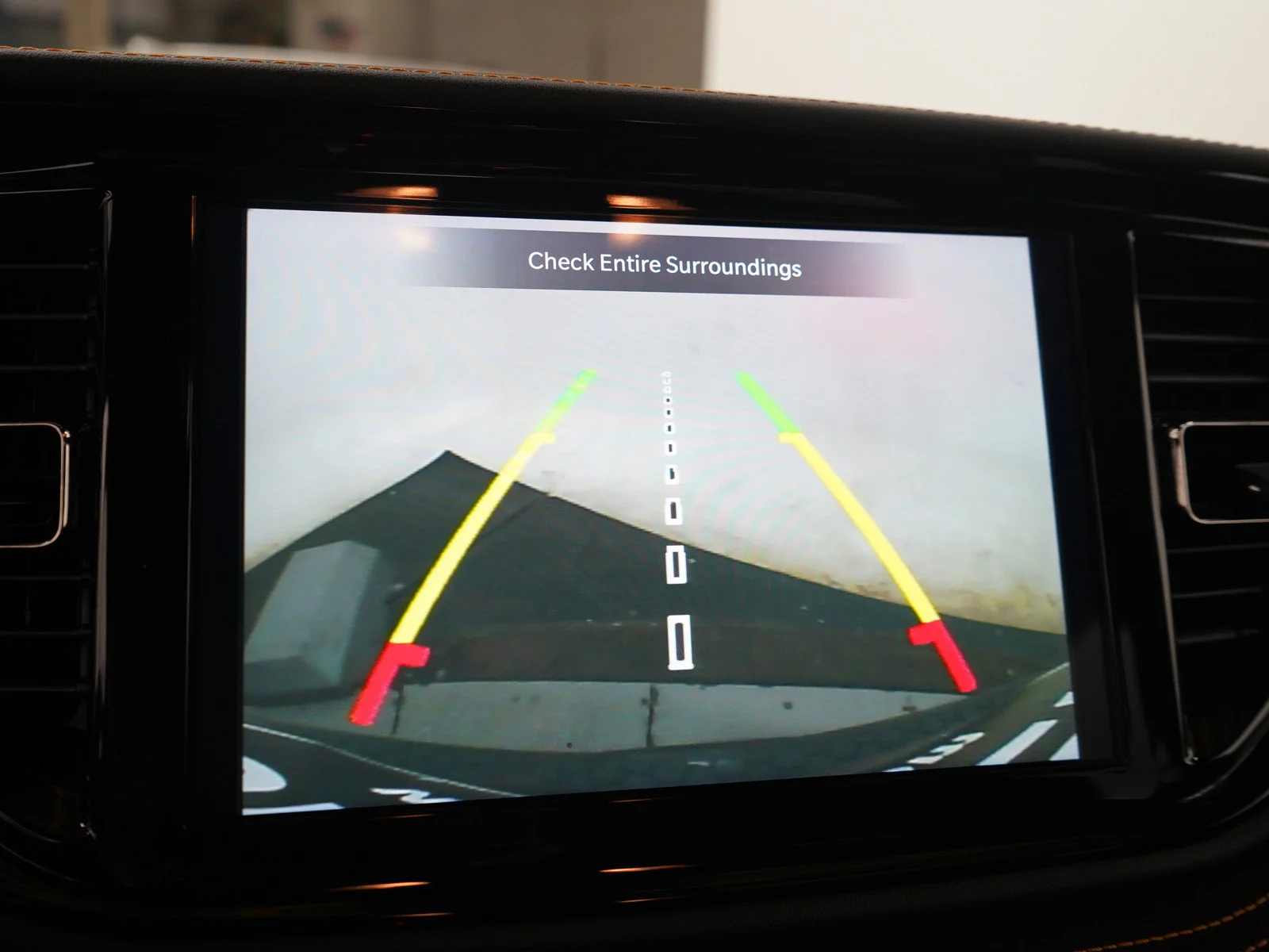 Used 2023 Vapor Gray Dodge R/T image 33