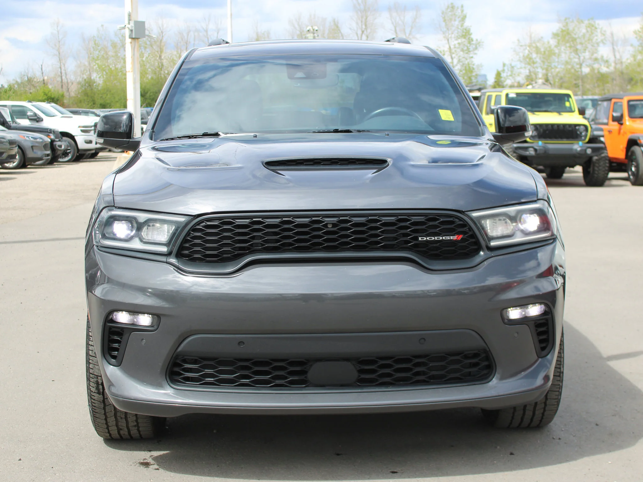 Certified Used 2023 Grey Dodge R/T * No Accidents | HEMI V8 | Nappa Heated/Vented Leather | Adaptive Cruise | Apple CarPlay image 10