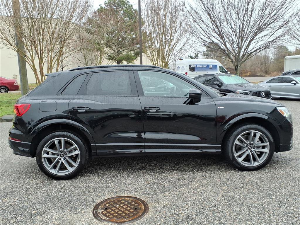 Used 2025 Black Audi S line Premium image 5