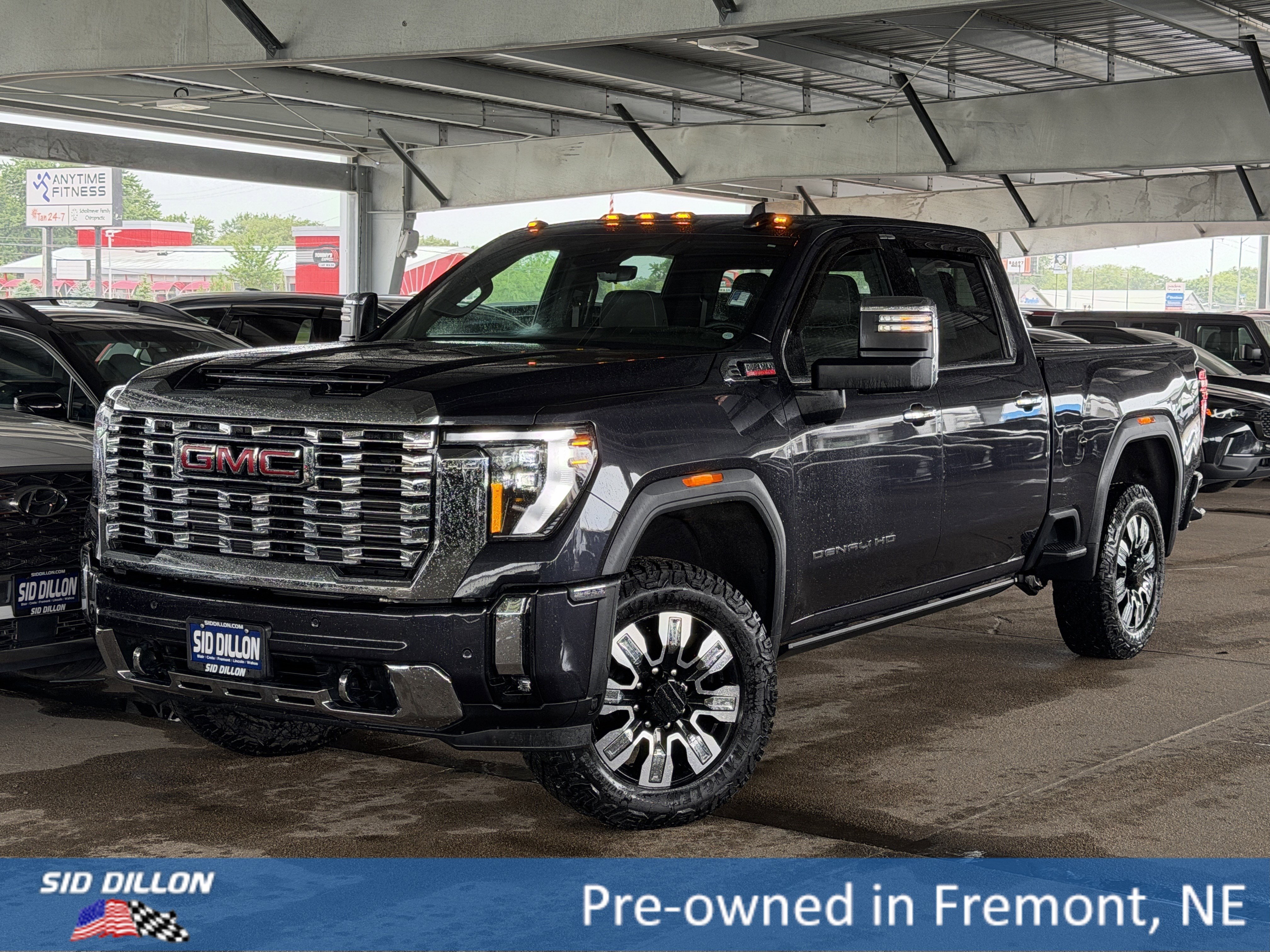 Used 2025 Titanium Rush Metallic GMC Denali image 1