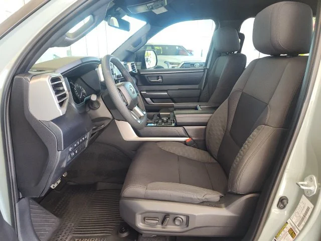 Certified Used 2025  Toyota SR5 image 17