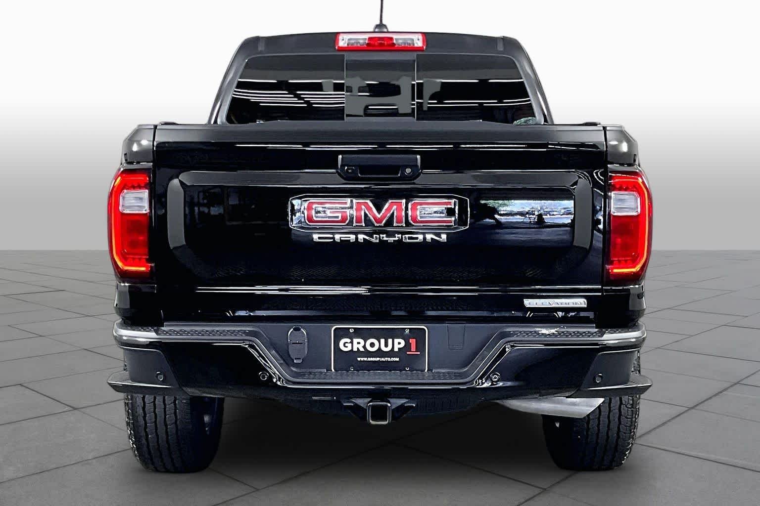 Used 2024 Onyx Black GMC 2WD Elevation image 5
