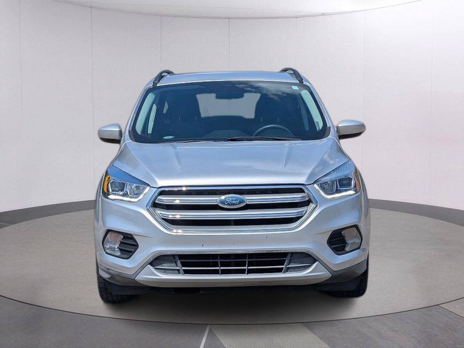 Used 2017 Ingot Silver Ford SE image 9