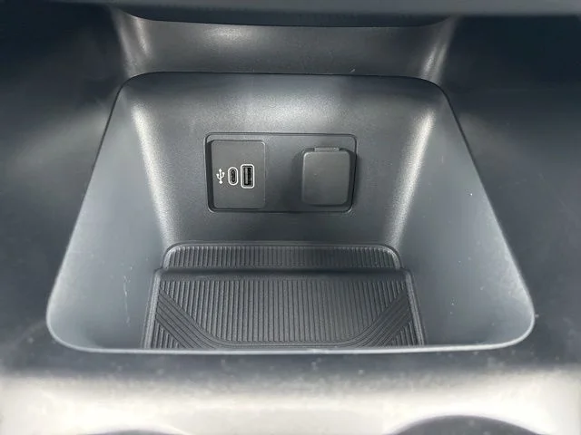 New 2026 Carbonized Gray Metallic Ford Active image 27