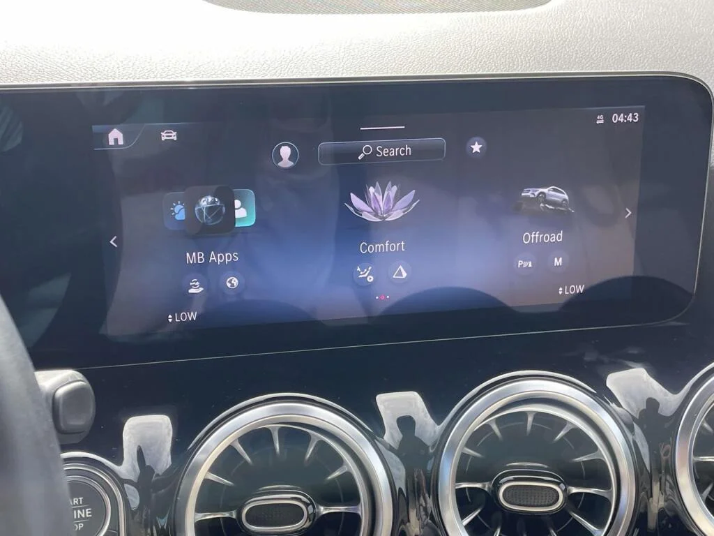 Certified Used 2024 Polar White Mercedes-Benz GLA 250 image 22
