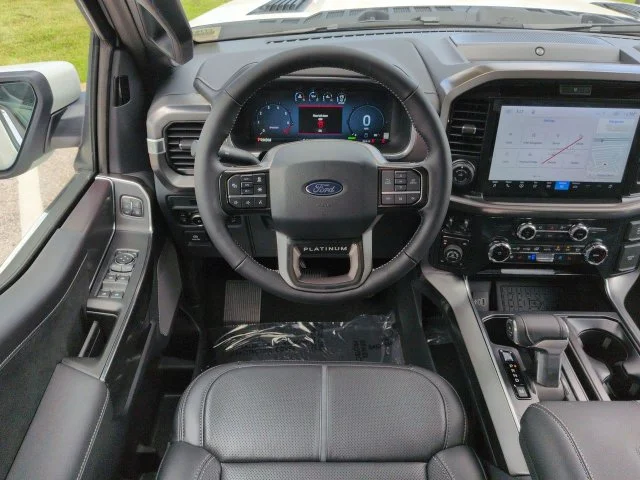 New 2026 Star White Metallic Tri-Coat Ford Platinum® image 16