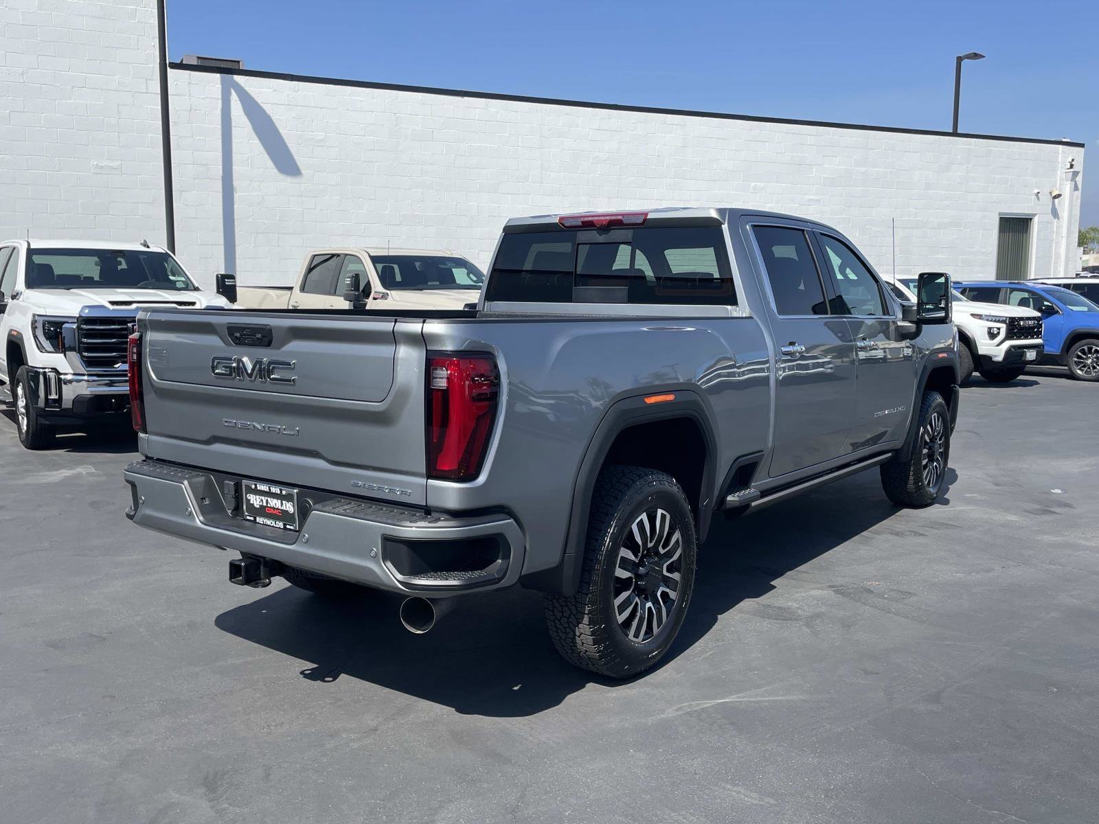 2026 GMC Sierra 2500HD Denali Ultimate - Photo 6
