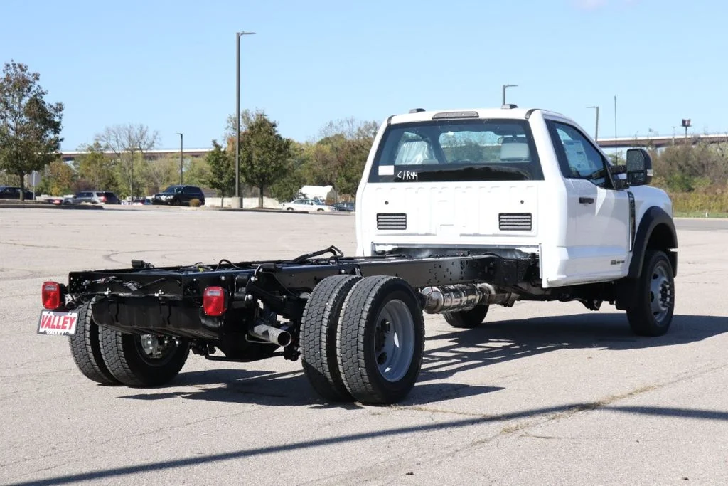 New 2026 Oxford White Ford F-550® XL image 8