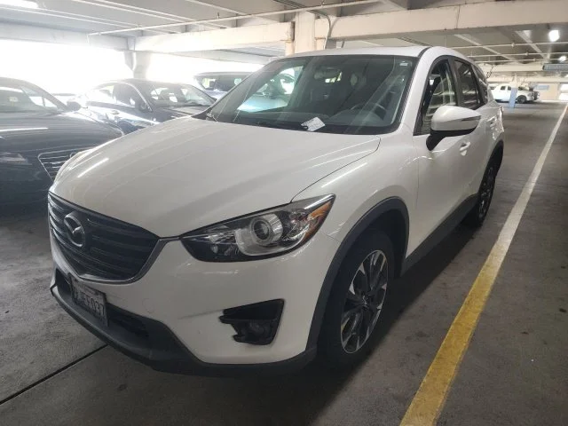 Used 2016 White Mazda Grand Touring image 4