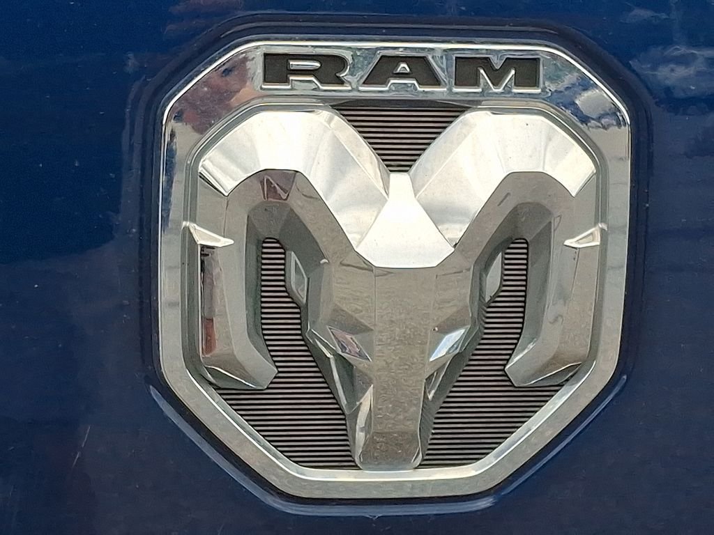 Used 2020 Blue Ram Big Horn/Lone Star image 10