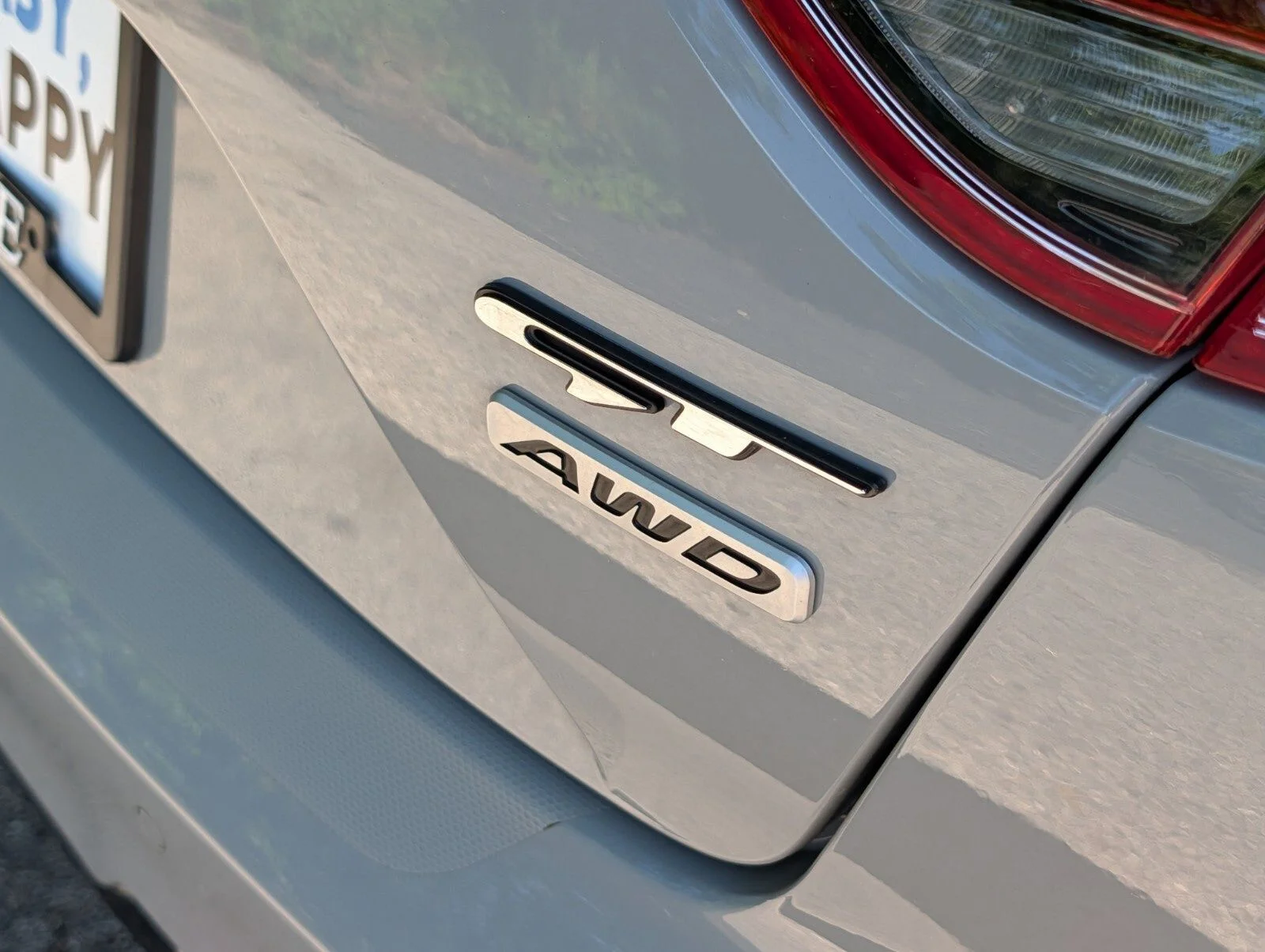 Used 2022 White Kia GT1 image 15