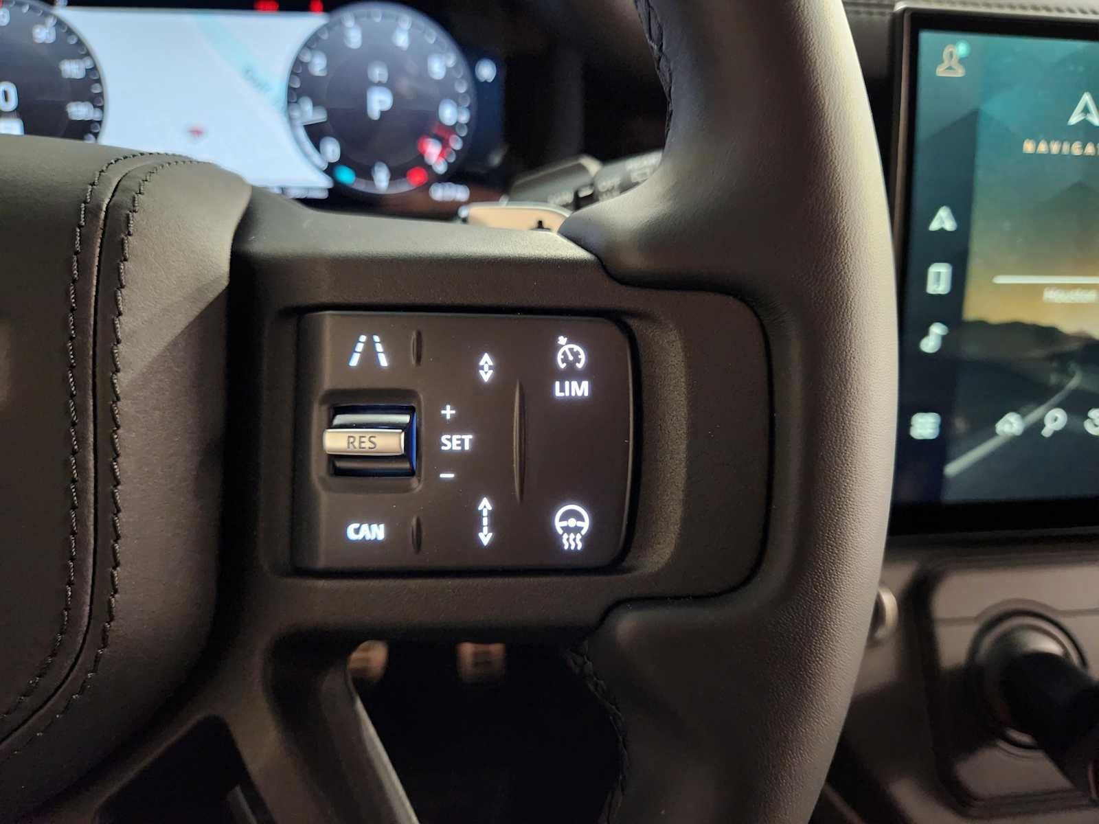 New 2026 Fuji White Land Rover V8 image 29