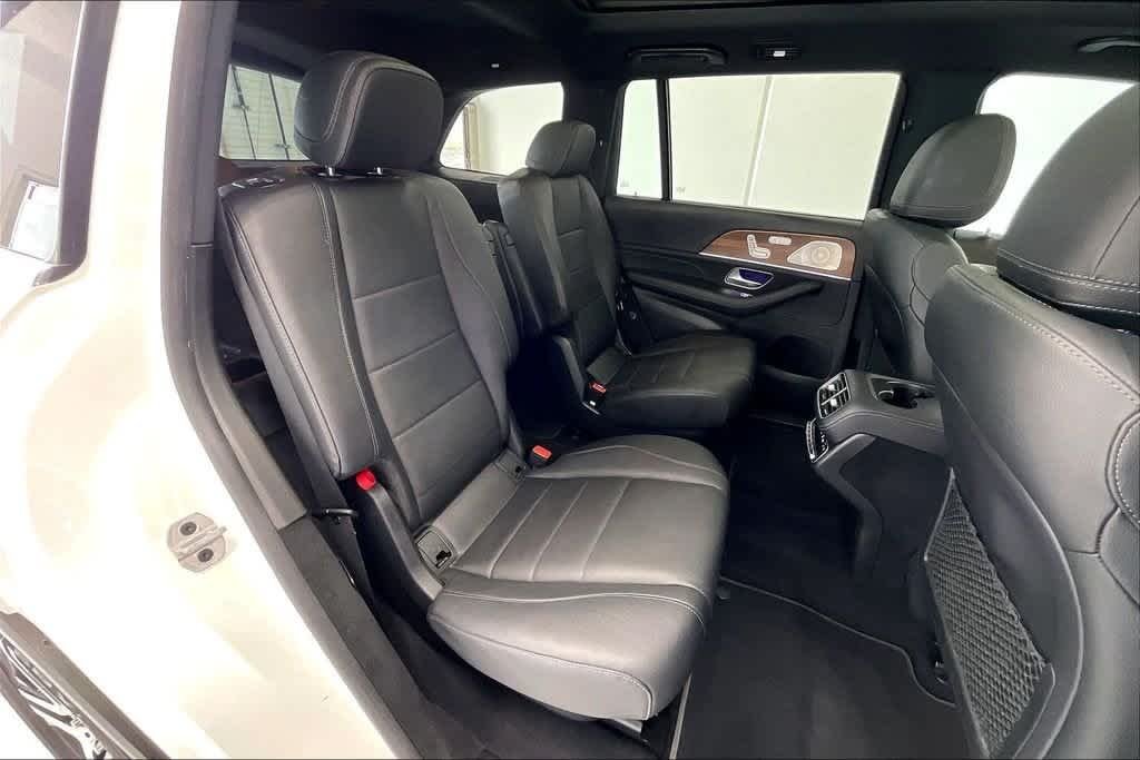Certified Used 2022 MANUFAKTUR Diamond White Bright Mercedes-Benz GLS 450 image 19