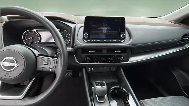 Used 2023 White Nissan SV FWD image 11