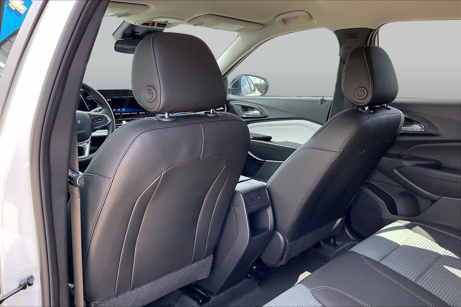 2026 Chevrolet Trax LT - Photo 22