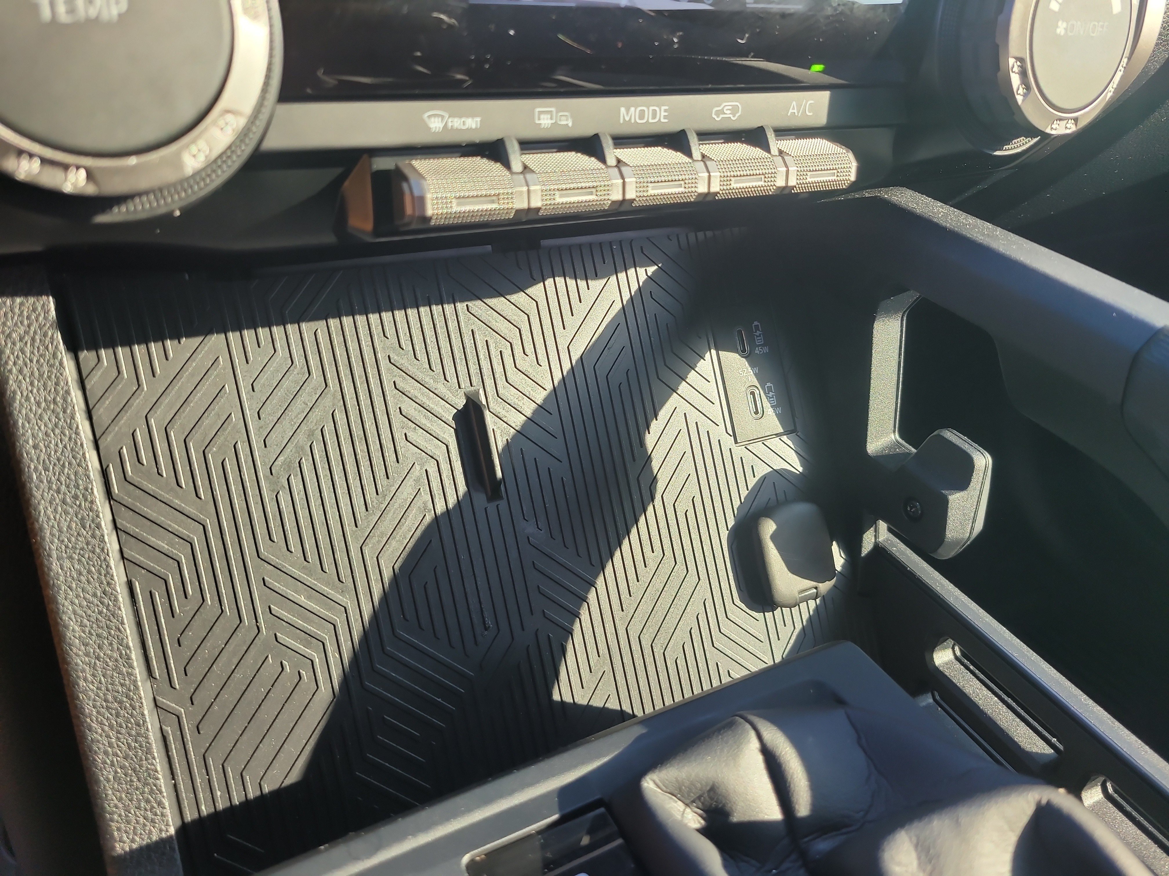 Used 2025 Underground Toyota SR5 image 24