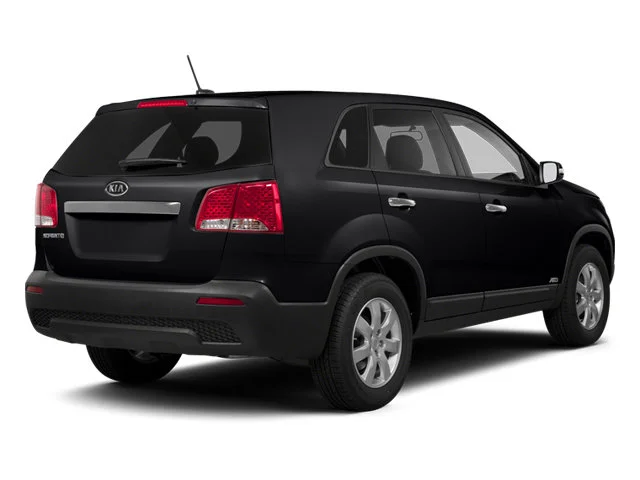 Used 2013 Kia Sorento LX with VIN 5XYKTCA60DG336896 for sale in Burnsville, MN