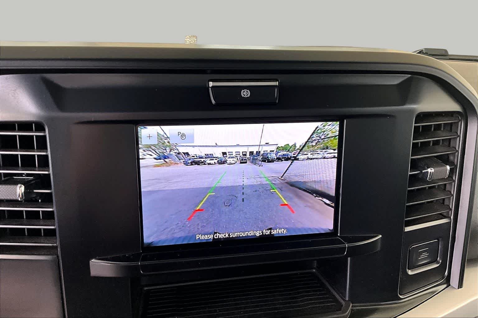 Used 2026 Oxford White Ford XLT image 28