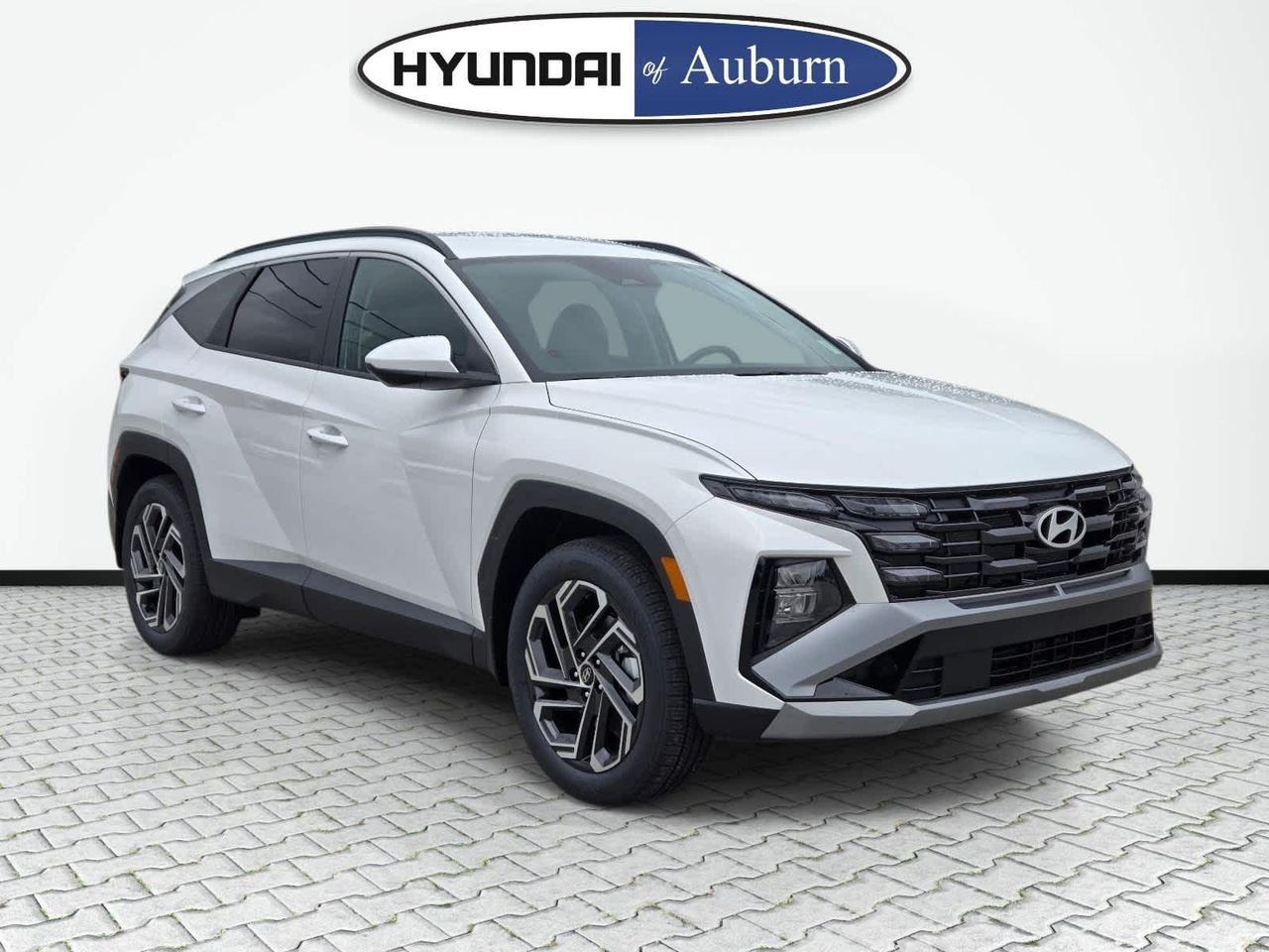 2026 Hyundai Tucson SEL Plus FWD's photo