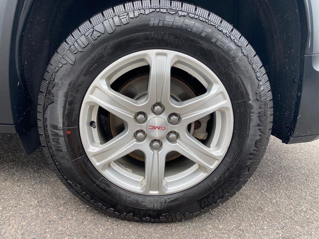 Used 2019 Gray GMC SLE-1 image 4