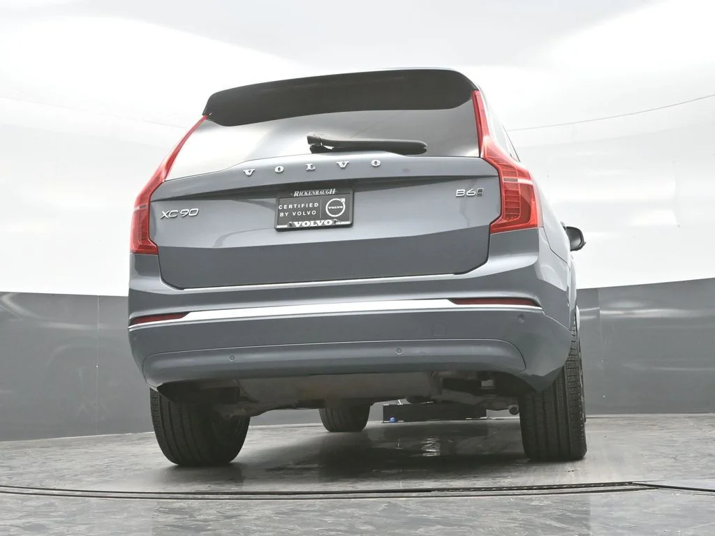 Certified Used 2023 Thunder Grey Volvo Plus image 29