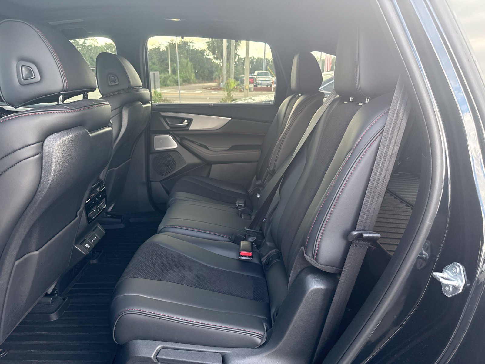 2026 Acura MDX A-Spec Package - Photo 8