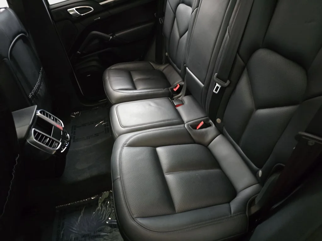 Used 2017  Porsche S image 17