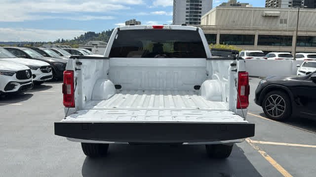 Used 2023 Oxford White Ford XLT image 7