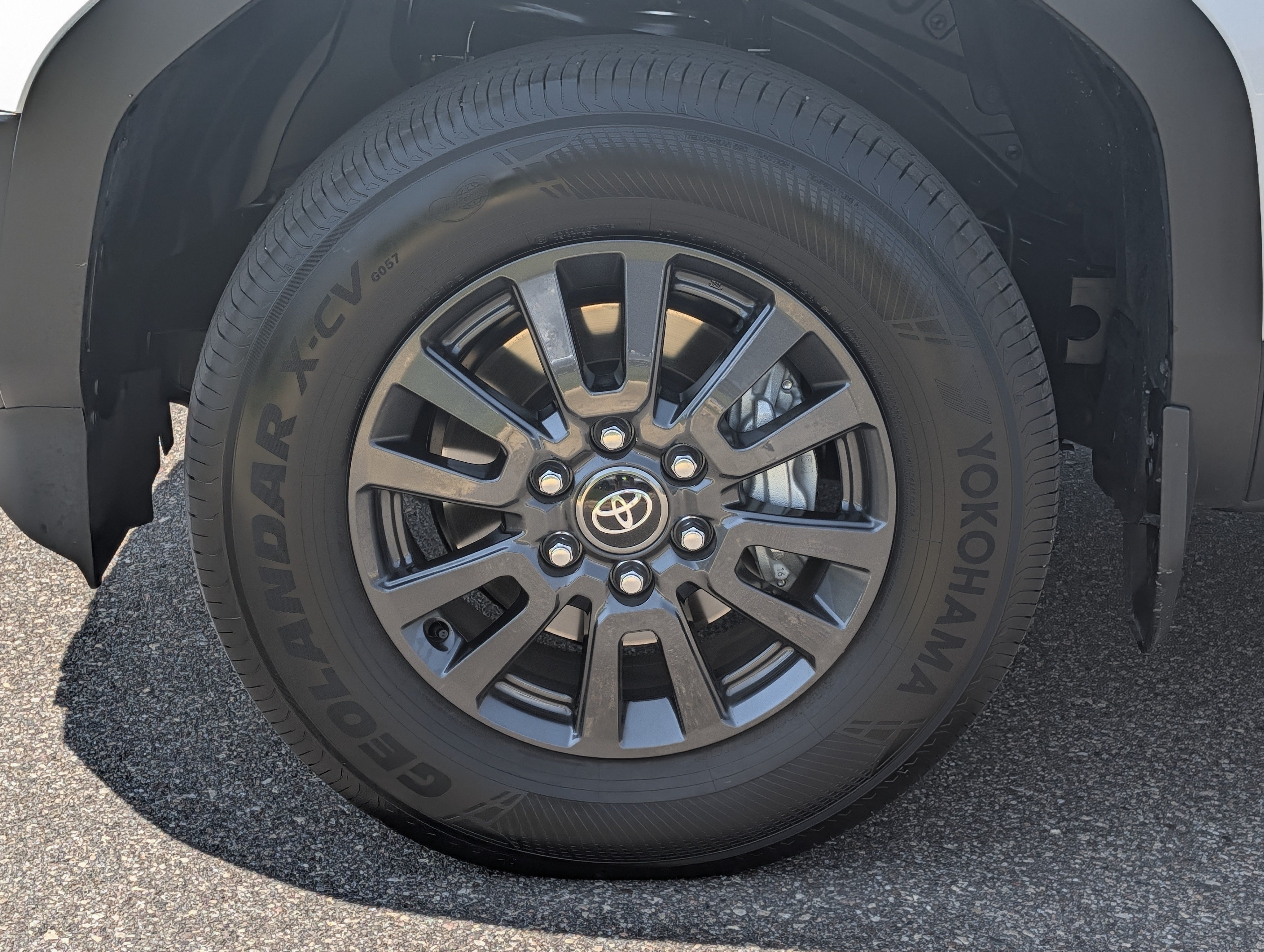 Used 2024 Ice Cap Toyota 1958 image 15