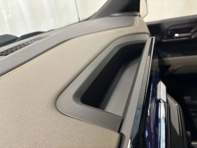Used 2024 Summit White Chevrolet ZR2 image 42