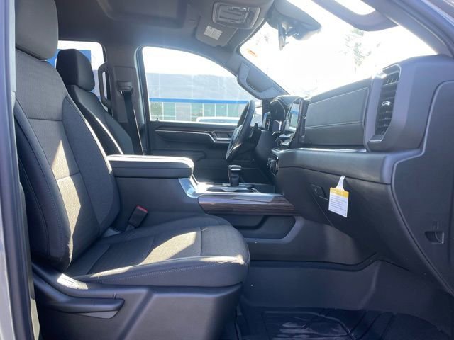 New 2026 Sterling Gray Metallic Chevrolet LT image 18