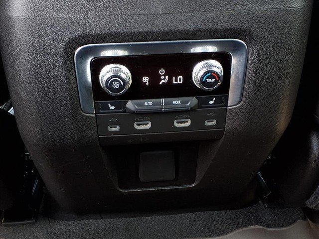 2021 GMC Yukon XL SLT - Photo 11