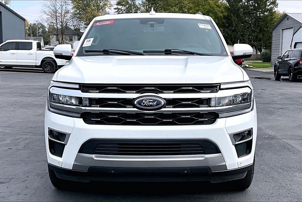 Used 2023 Oxford White Ford Limited image 7