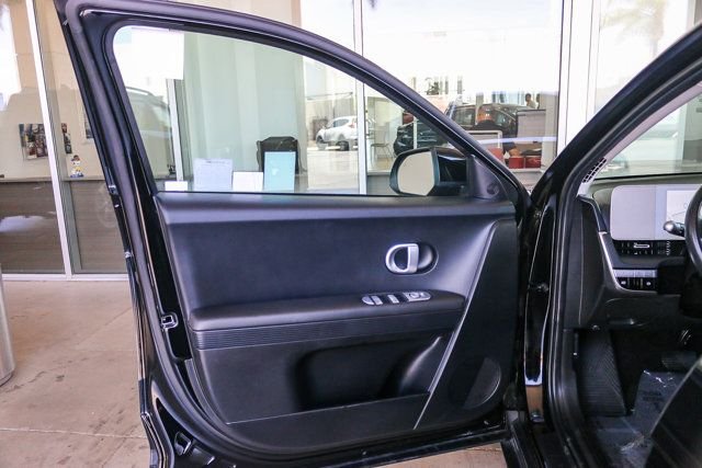 Certified Used 2024 Black Hyundai SE image 24