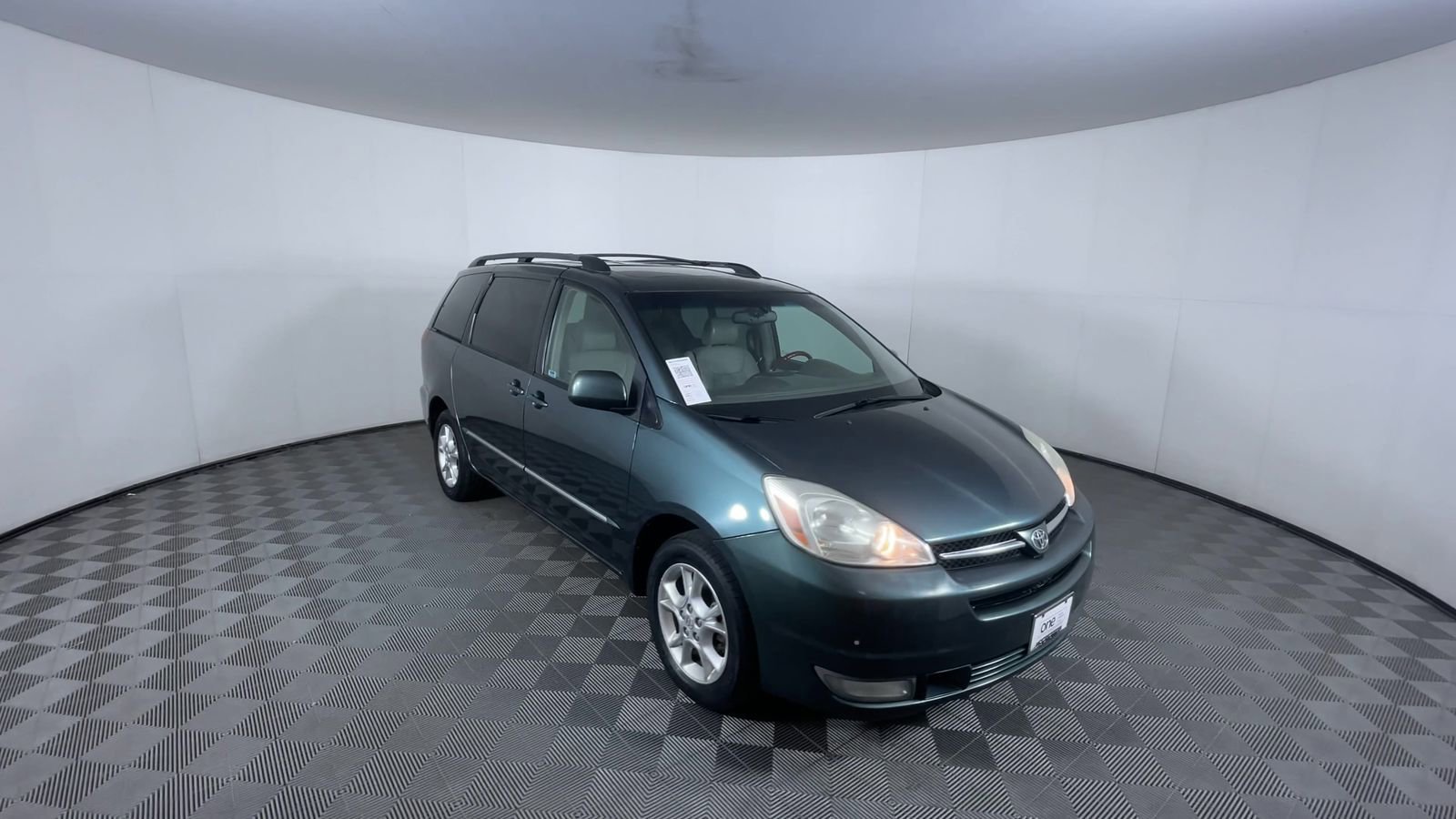 Used 2005 Toyota Sienna XLE Limited with VIN 5TDBA22C35S053935 for sale in Denver, CO