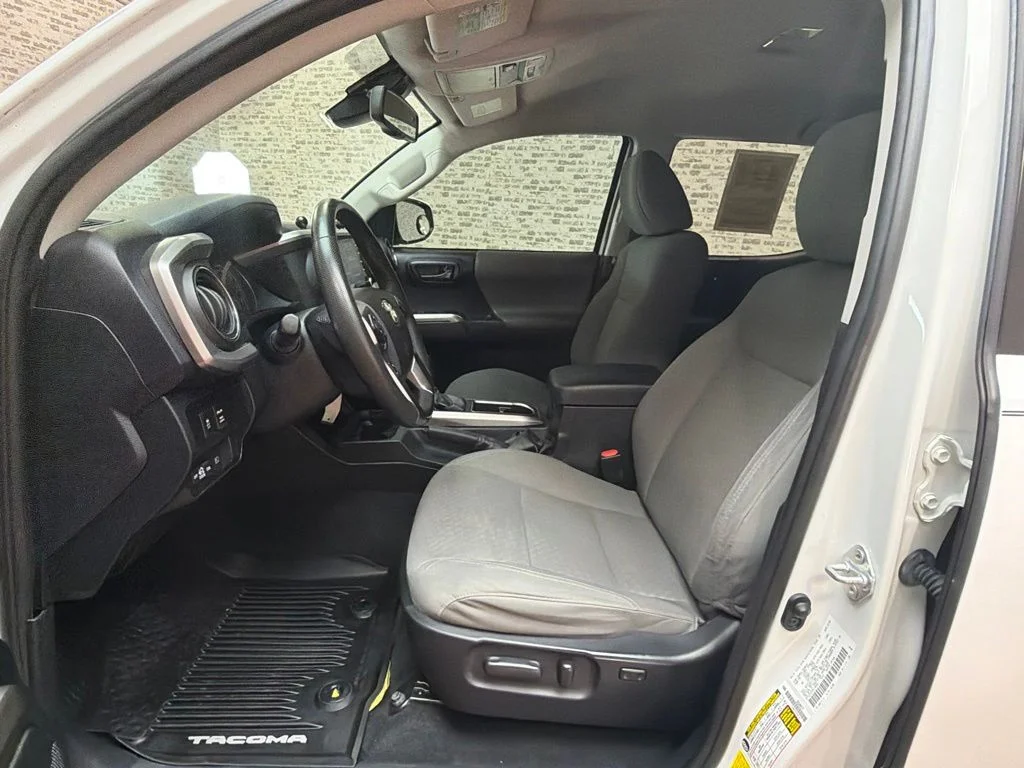 Used 2021 Super White Toyota SR5 image 24